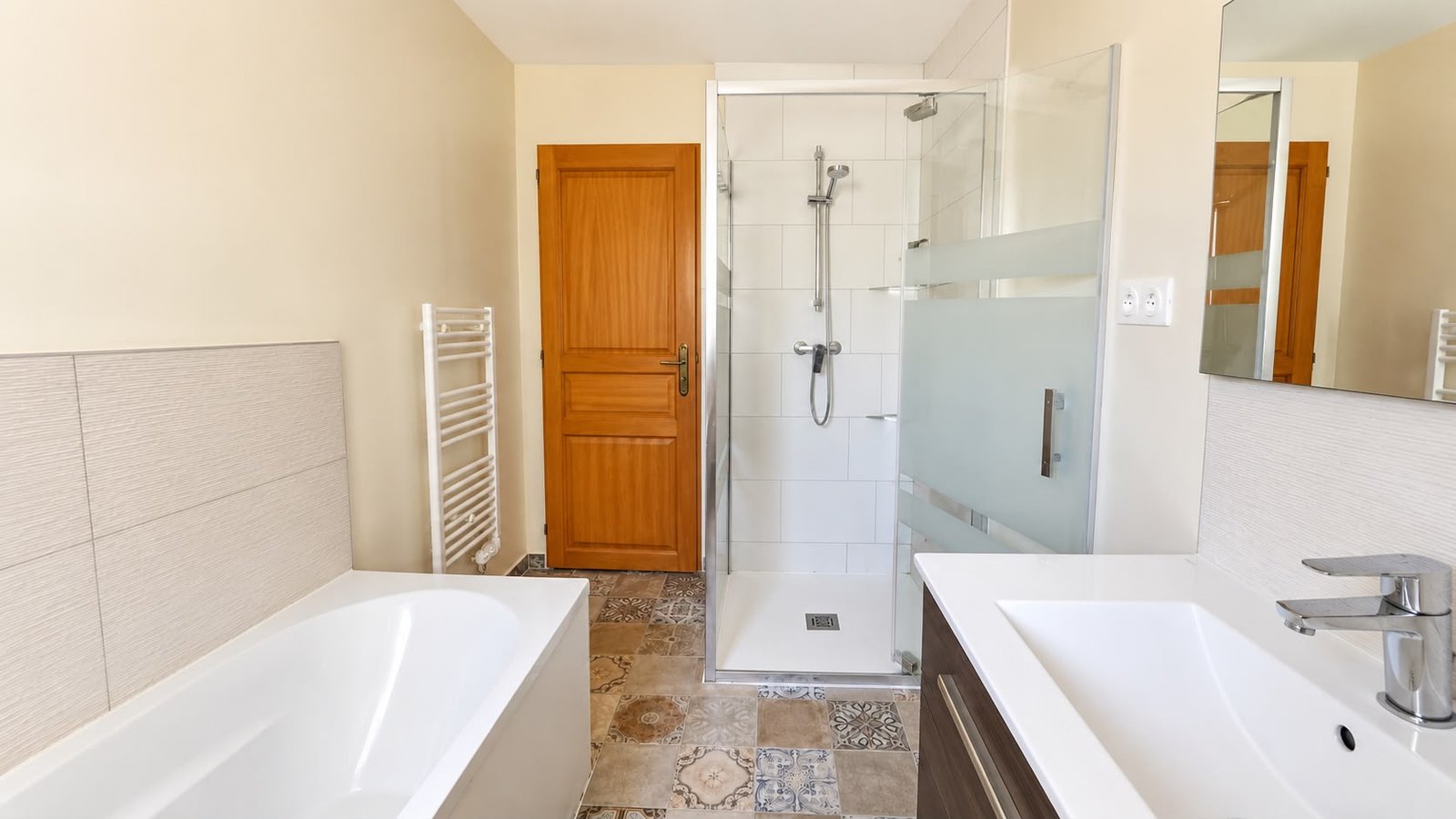 location maison avec piscine corse